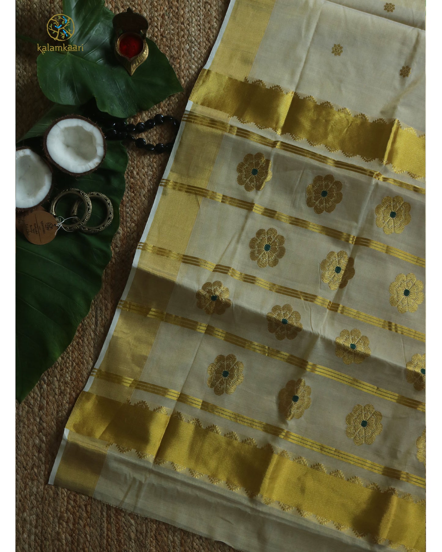 MEENAKARI FLOWER BUTTA KASAVU SAREE