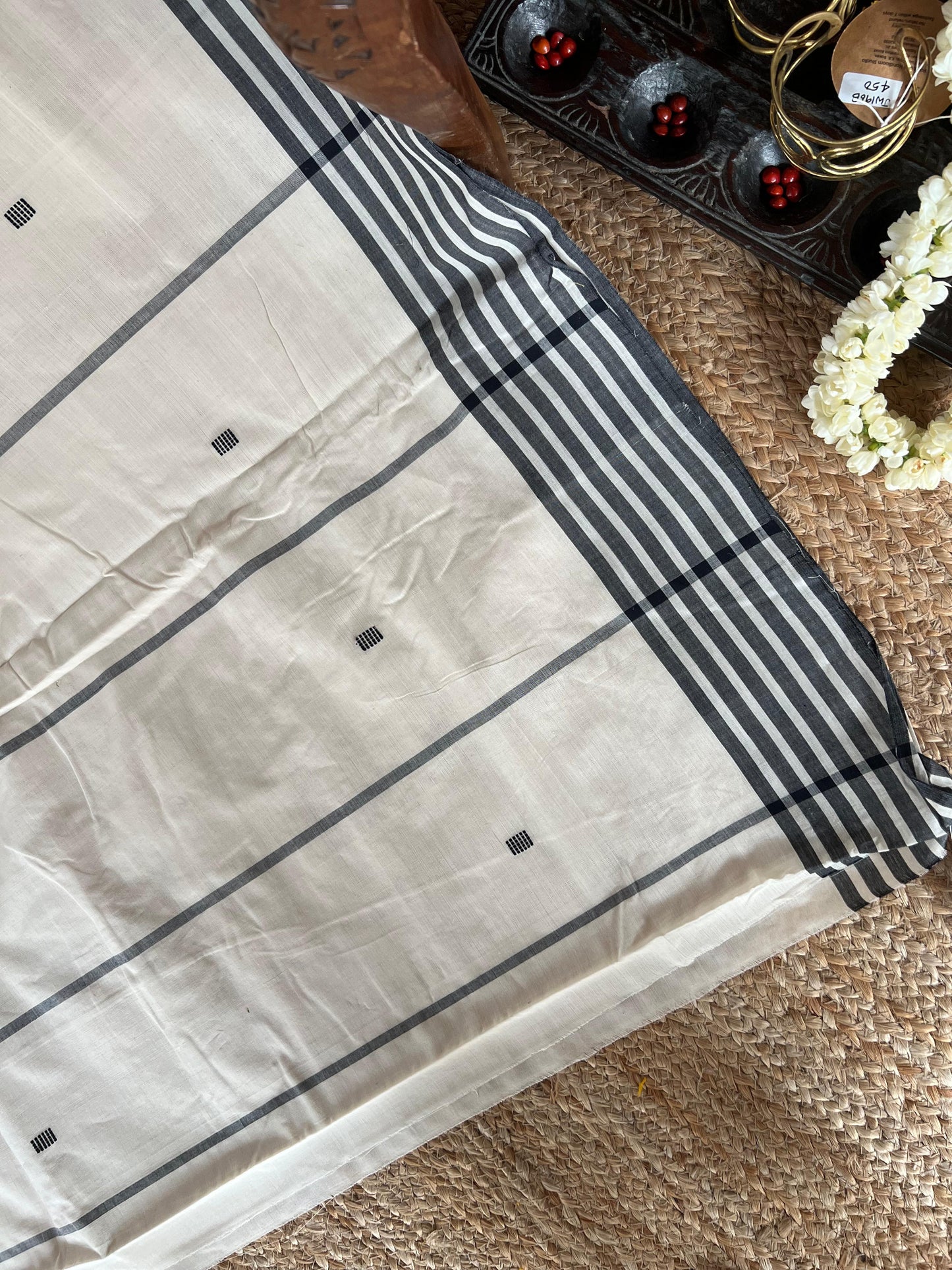 Black Butta kara saree