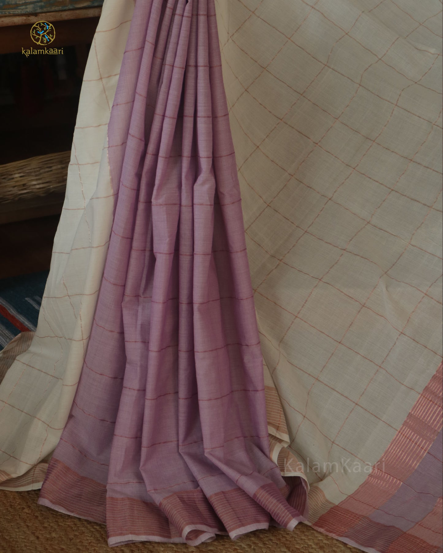 PURPLE AND WHITE COLORED KASAVU SAREE