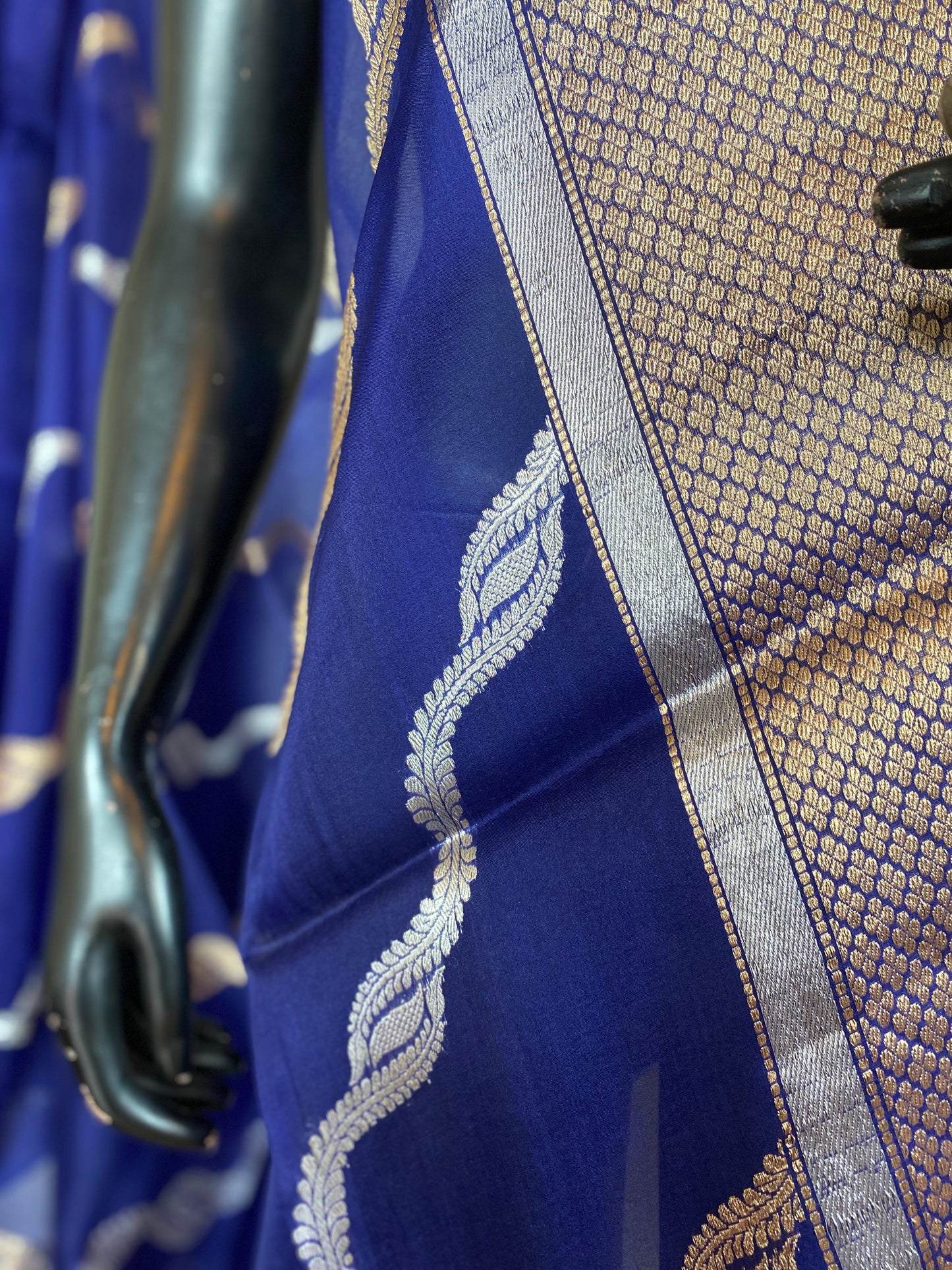BANARASI ORGANZA SAREE - INDIGO