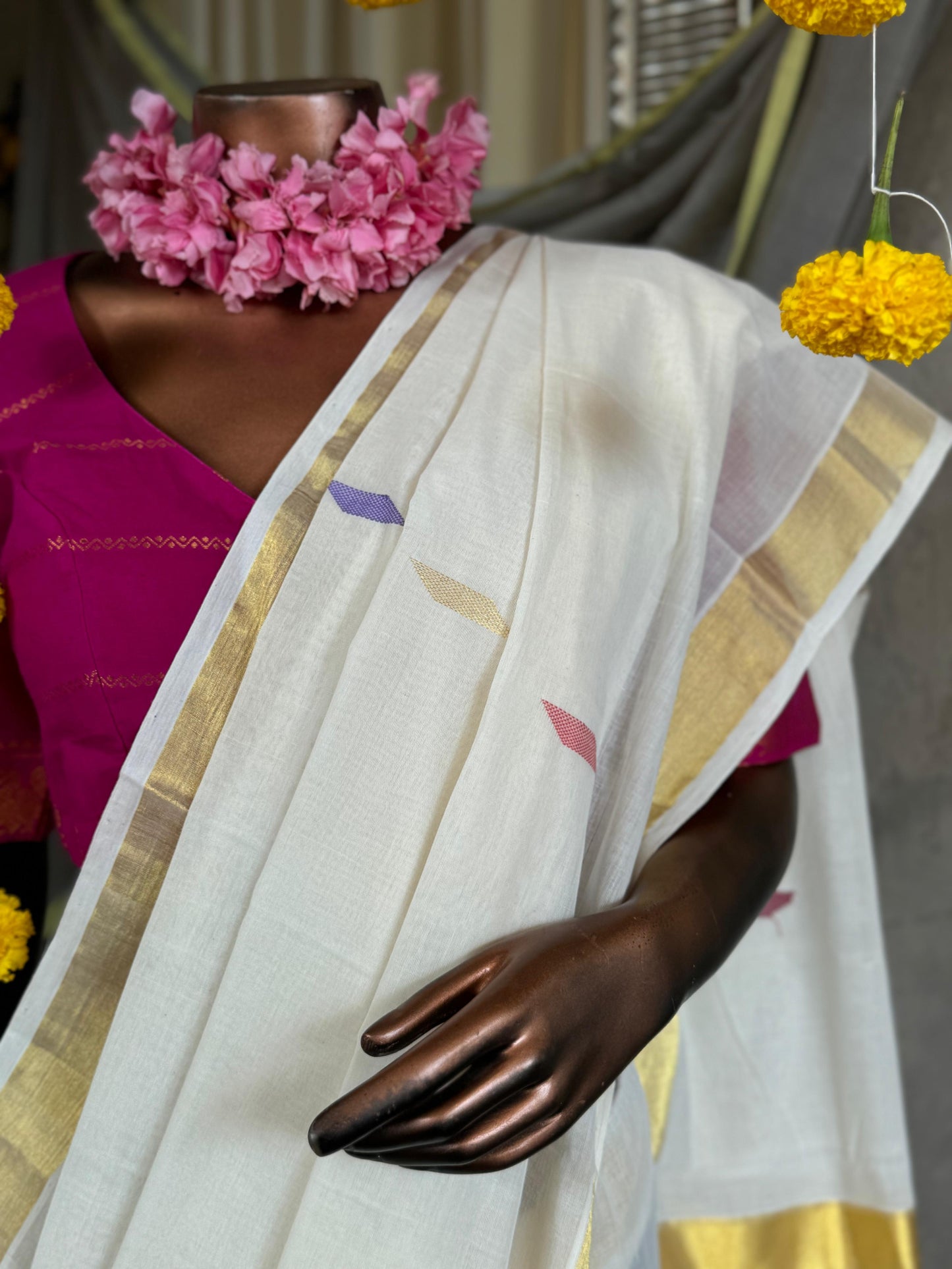 Kerala kasavu- hand buttas (Kaithari Onam)