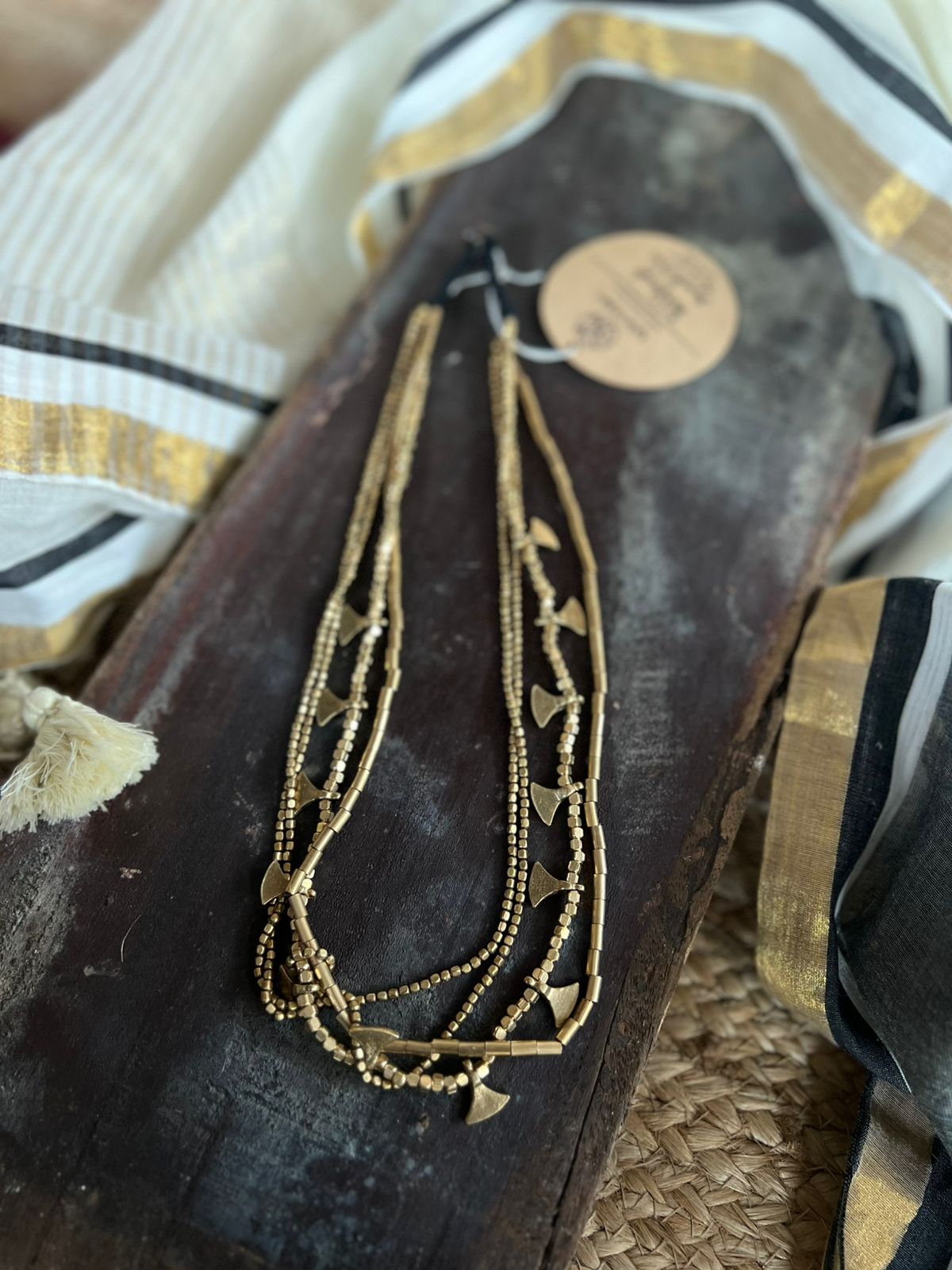 4 LAYERED SMALL NECKPIECE
