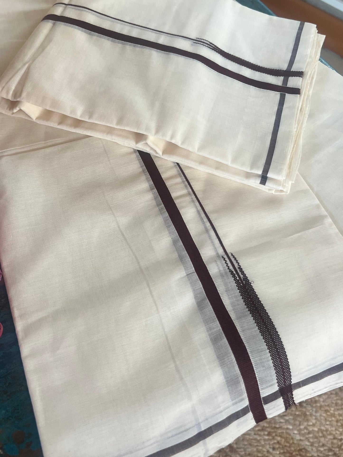 Puliyila Kara Set Mund -coffee brown