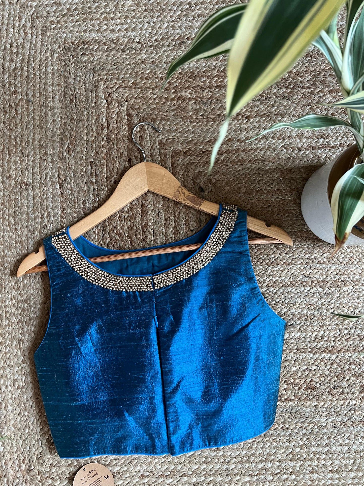 Raw silk blouse with pearl embroidery