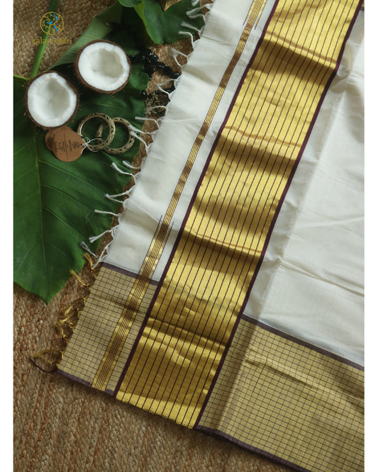 8"CHECKS BORDER SAREE COFFEE BROWN