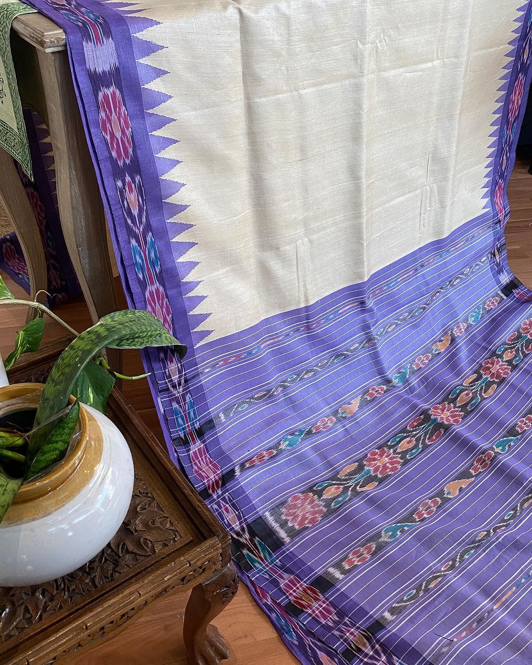 POCHAMPILLY TEMPLE BORDER TUSSAR SAREE