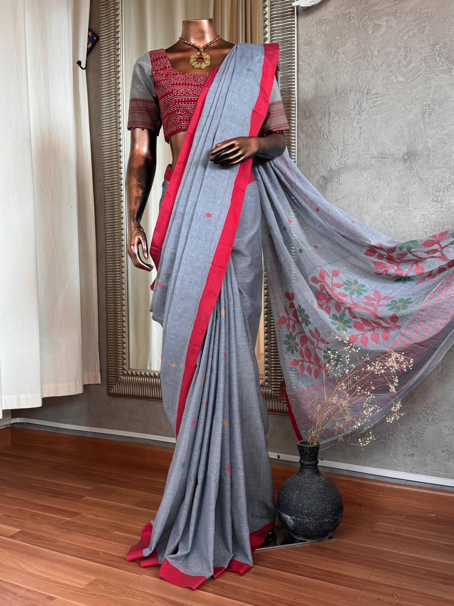 ASH JAMDANI SAREE WITH RED BORDER