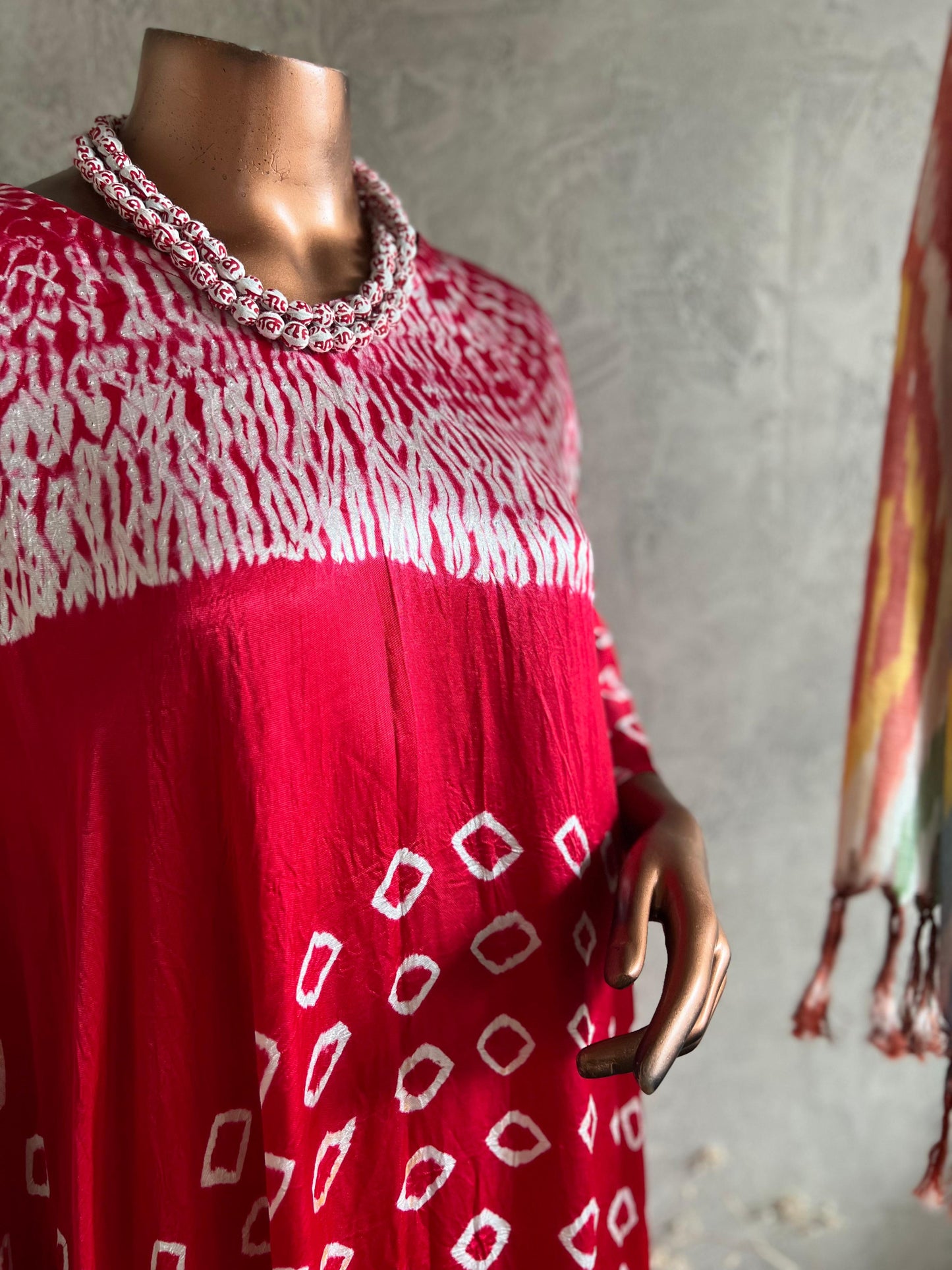 RED AND WHITE SHIBORI KAFTAN