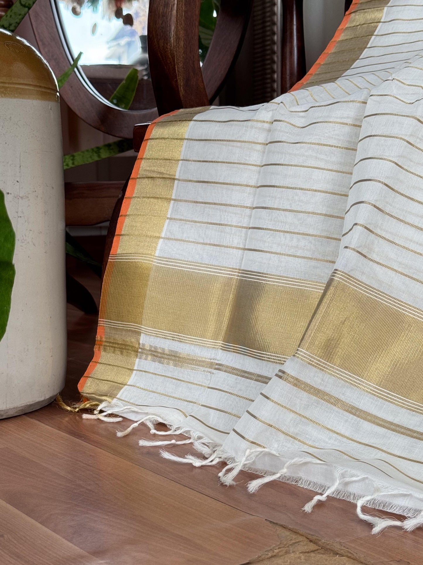 ORANGE SELVEDGE, GOLDEN KATTIKKARA STRIPED KASAVU SAREE