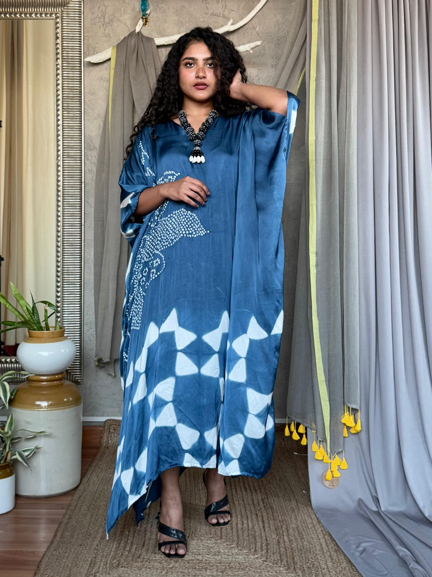 BLUE SHIBORI KAFTAN