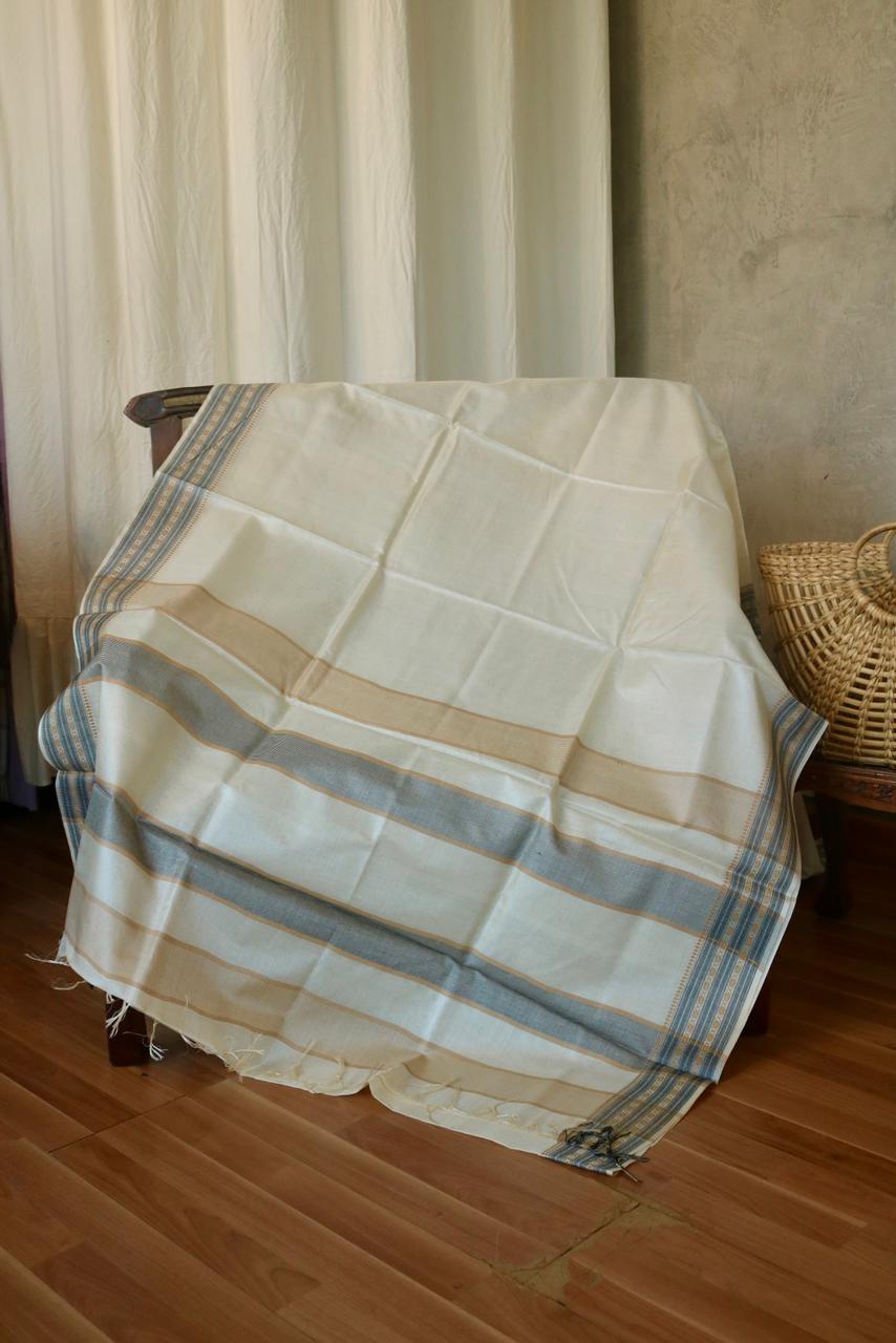 TUSSAR PLAIN BODY WITH BLACK KARA BORDER