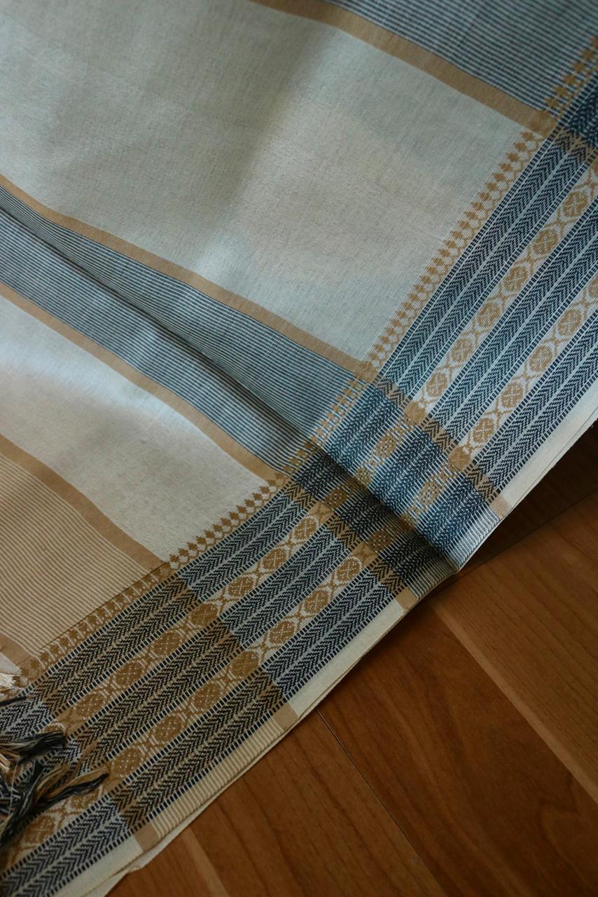 TUSSAR PLAIN BODY WITH BLACK KARA BORDER