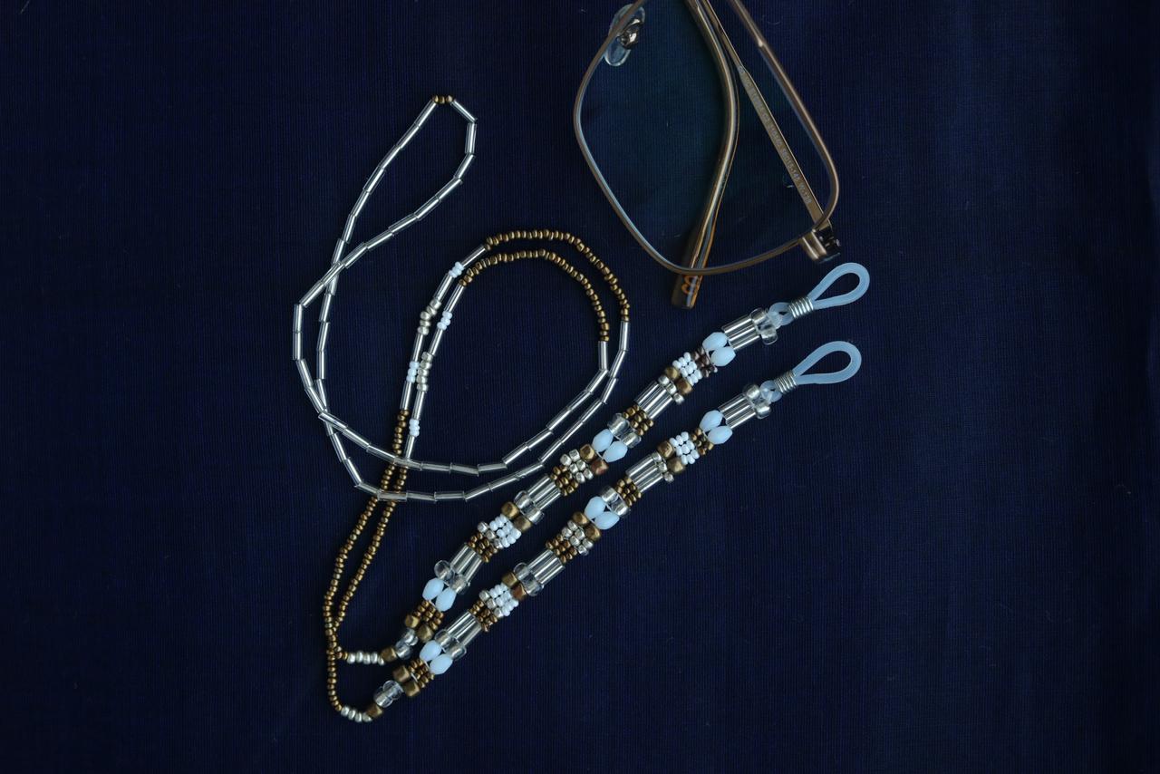 SPECTACLE STRING