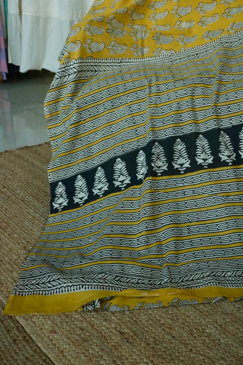 MULL COTTON PRINTED SAREE
