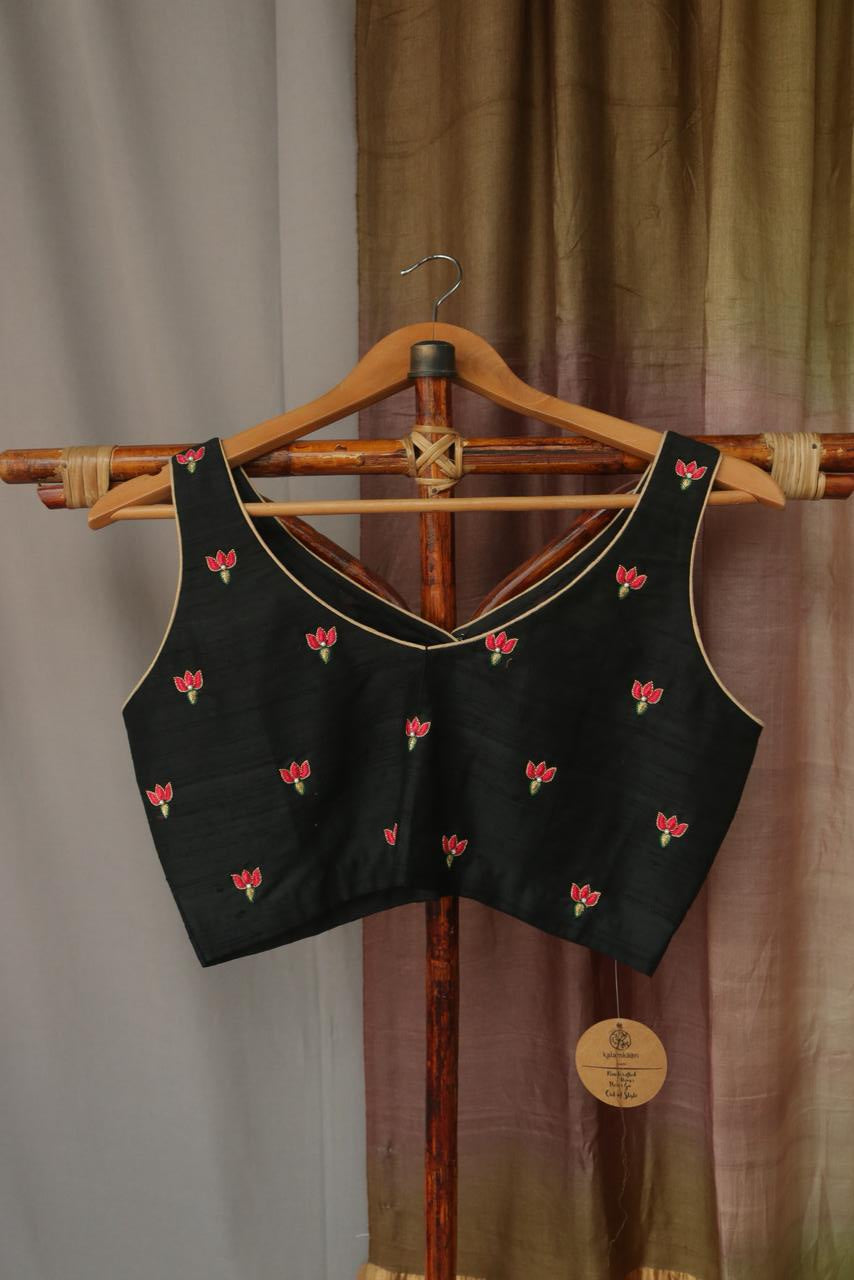 LOTUS EMBROIDERY BLOUSE