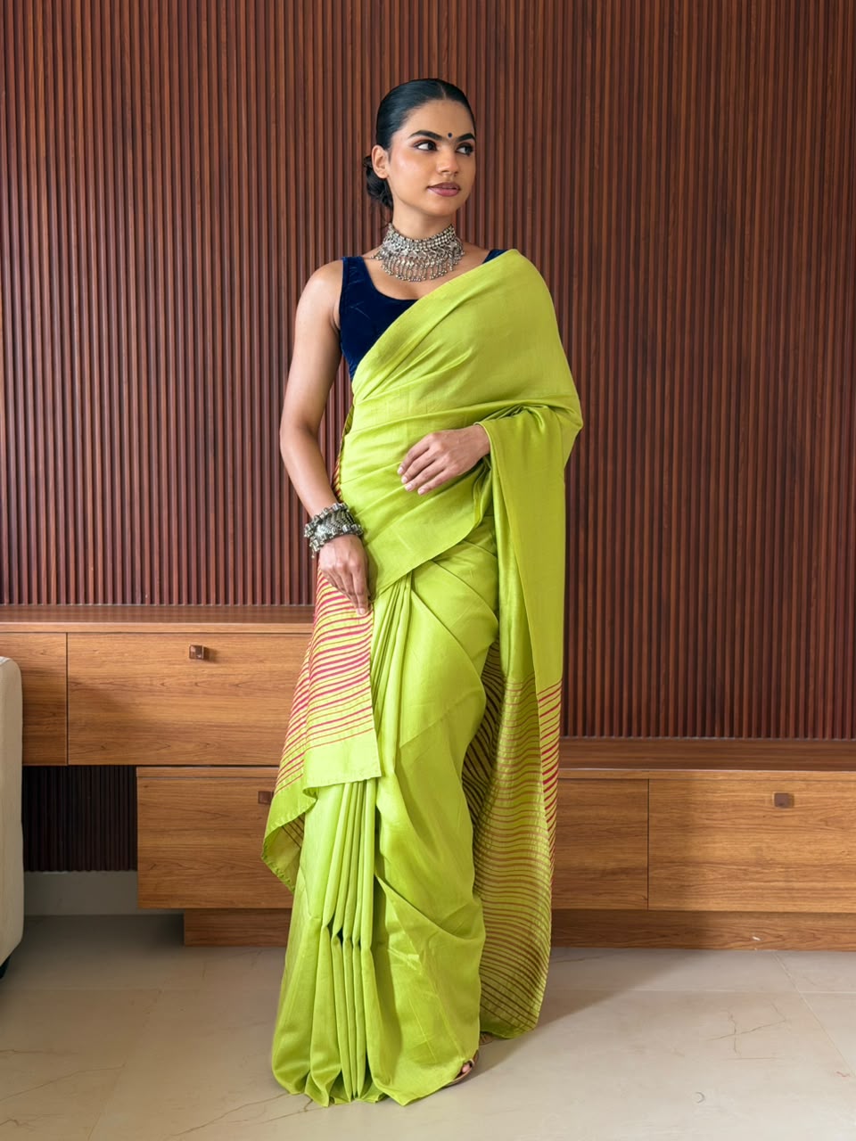 VAT-DYED CHANDERI SAREE WITH EMBROIDERY PALLU_GREEN
