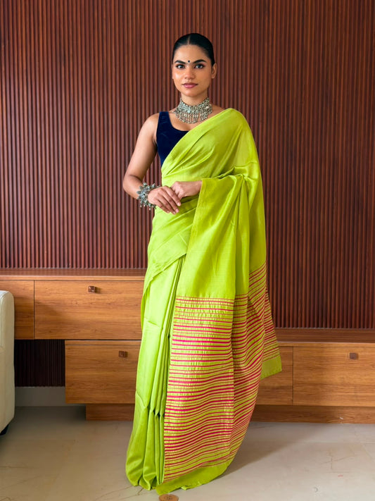 VAT-DYED CHANDERI SAREE WITH EMBROIDERY PALLU_GREEN