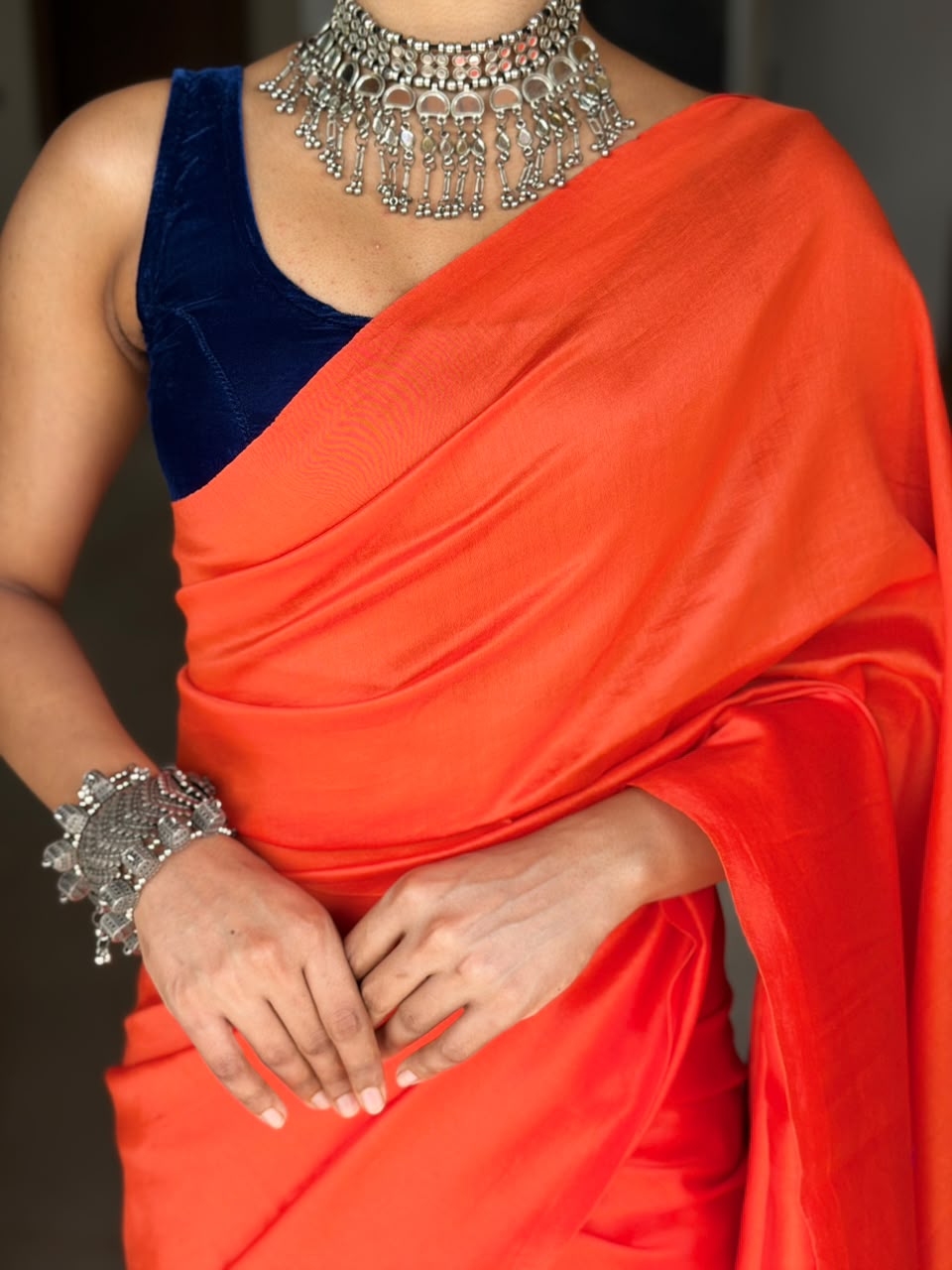 VAT-DYED CHANDERI SAREE WITH EMBROIDERY PALLU_ORANGE