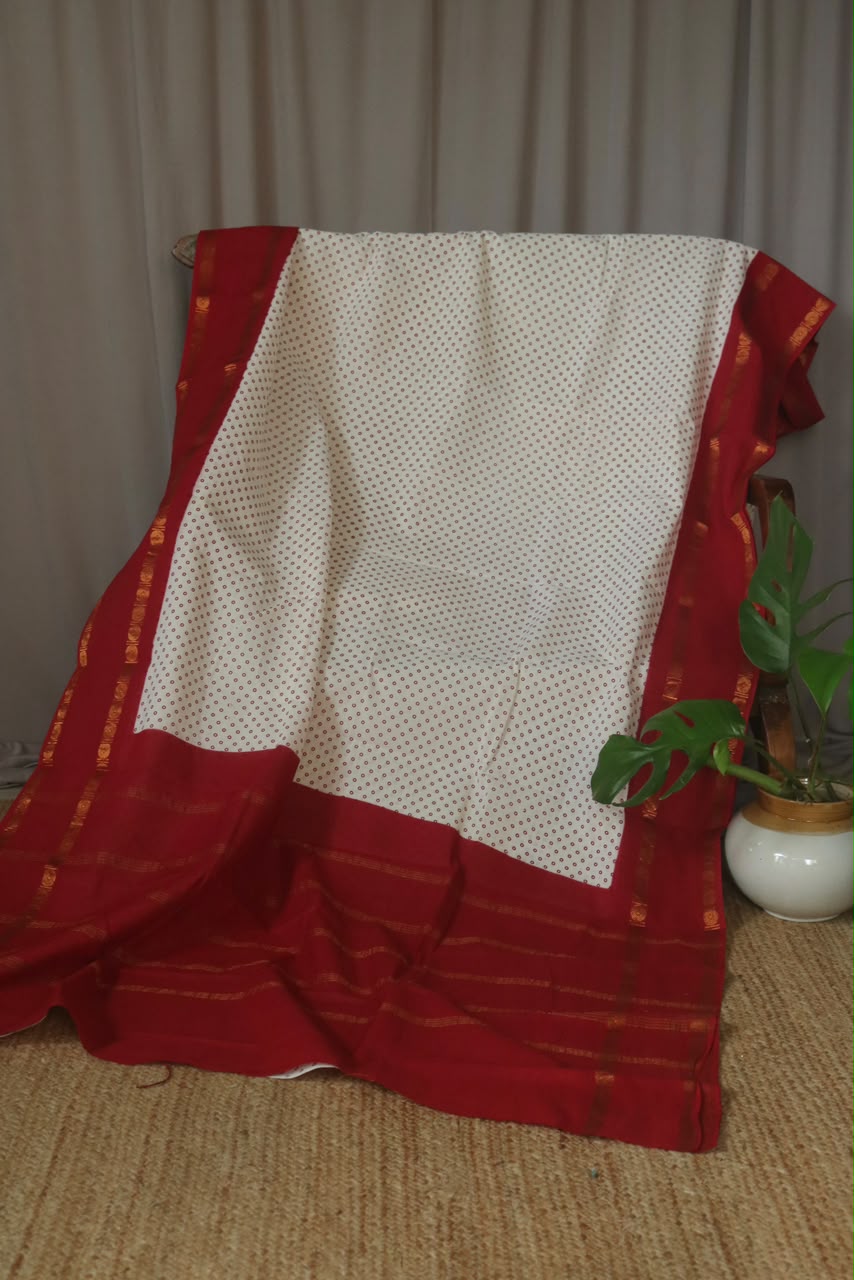 SCREEN PRINTED RUDRAKSHA BORDER COTTON SAREE MAROON