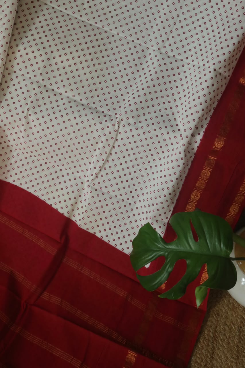 SCREEN PRINTED RUDRAKSHA BORDER COTTON SAREE MAROON