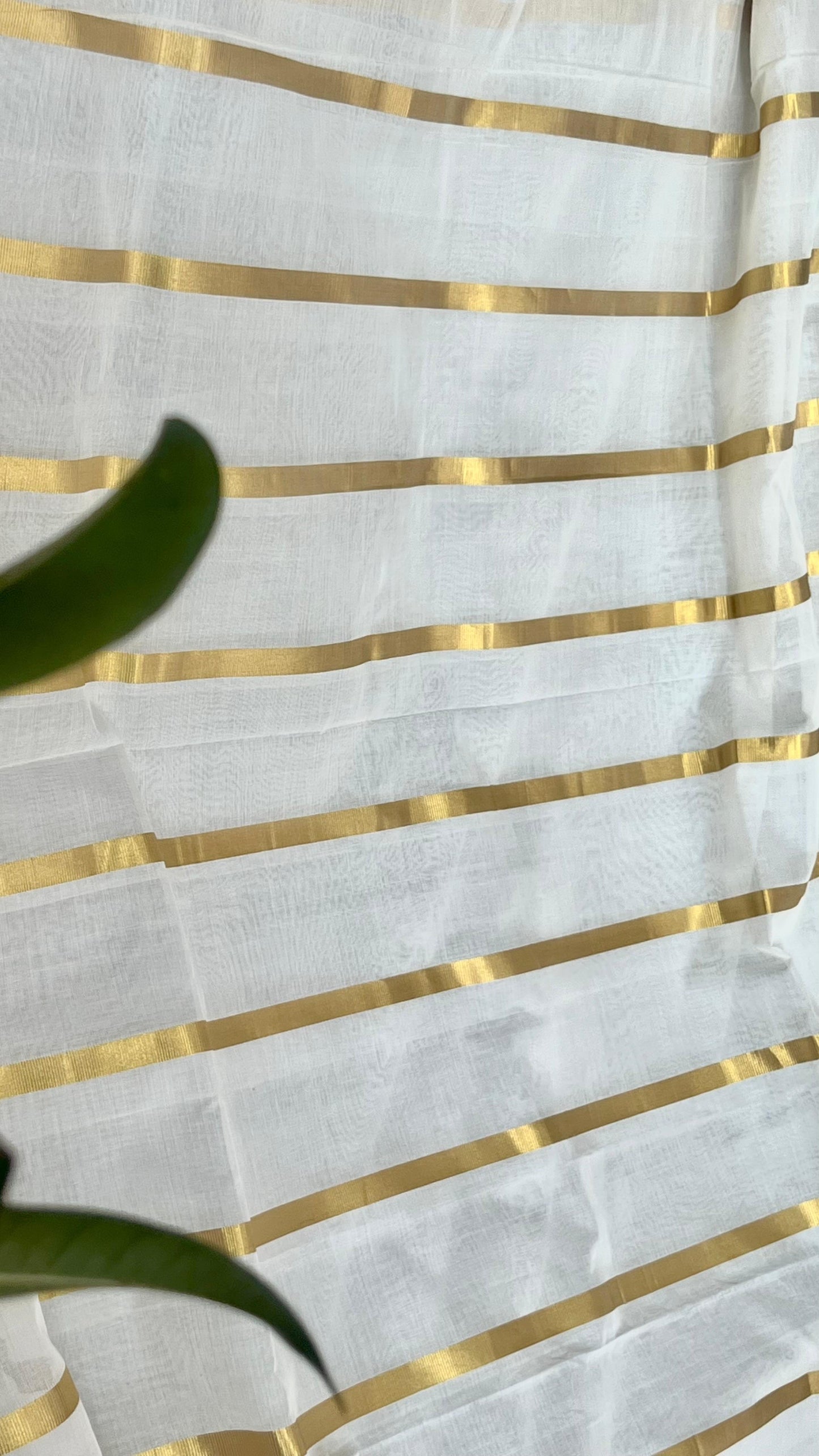 KATTIKARA STRIPED SAREE