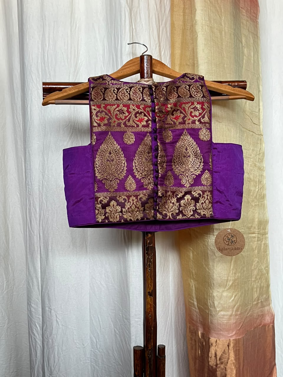 T BACK BLOUSE
