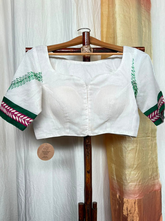THREAD WORK WHITE BLOUSE