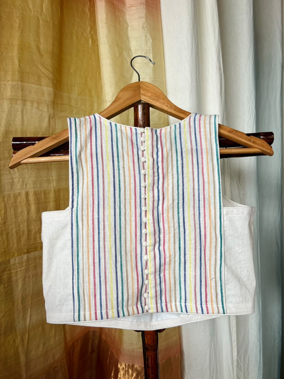 T BACK BLOUSE