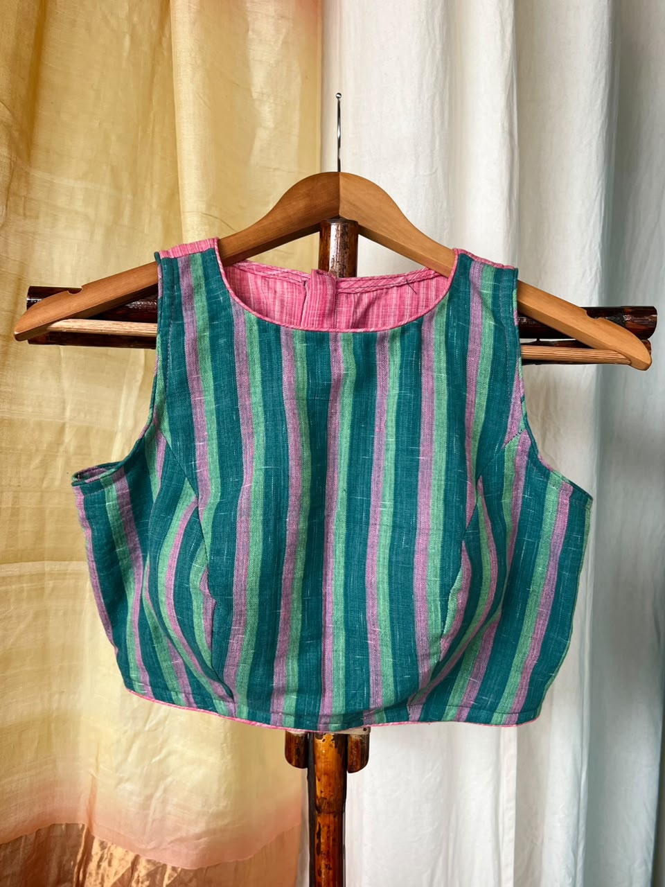 T BACK BLOUSE