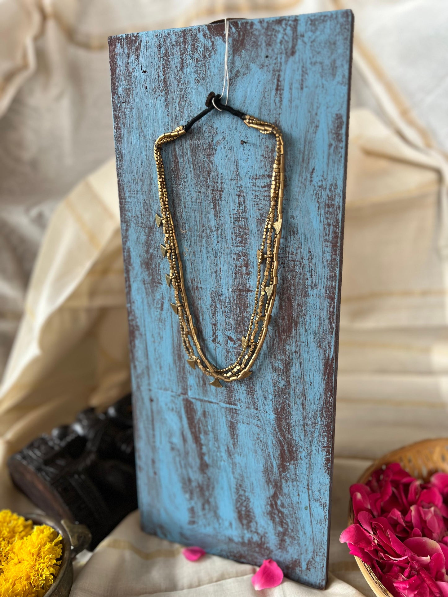 4 LAYERED SMALL NECKPIECE