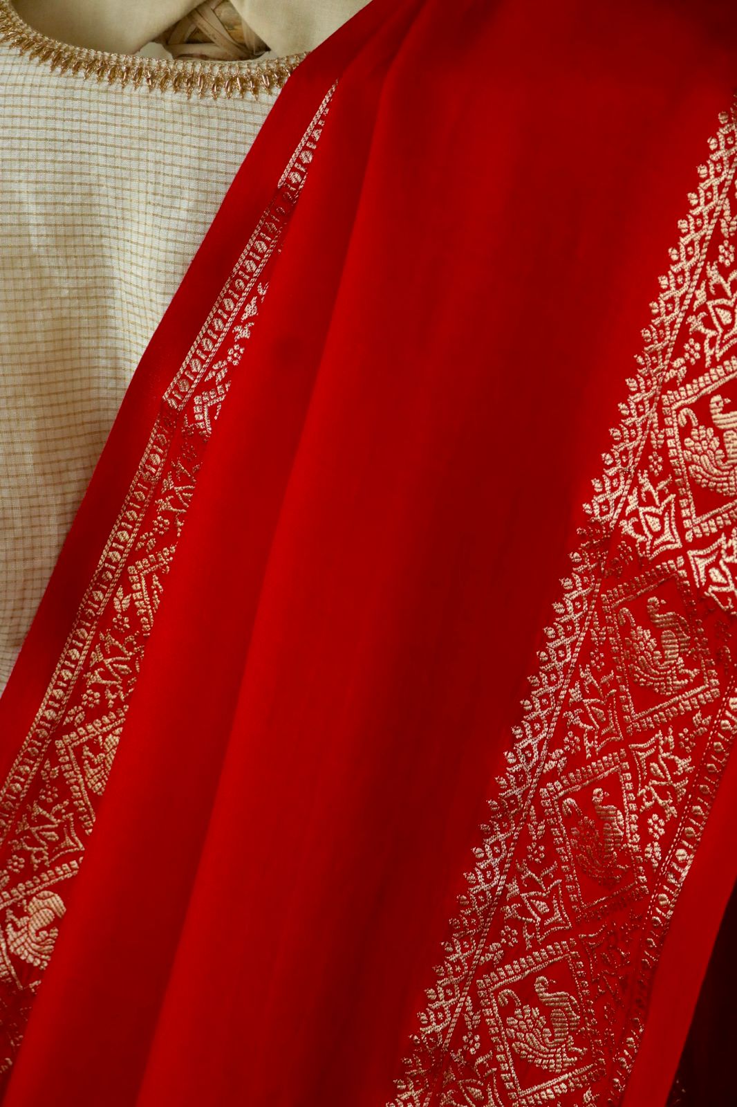 DOLA SILK HAND DYED SAREE_red